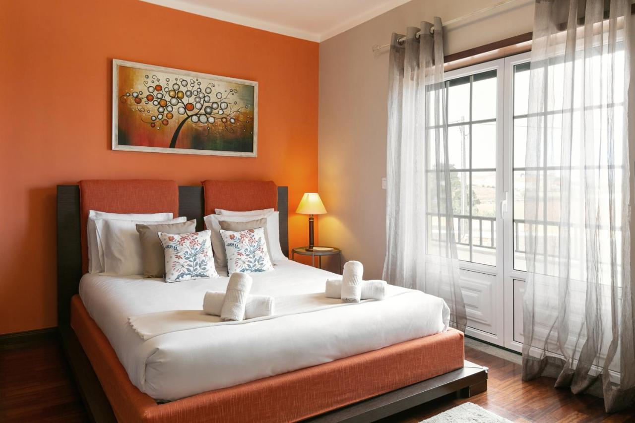Ocean Breeze Villa Atouguia Da Baleia Luaran gambar
