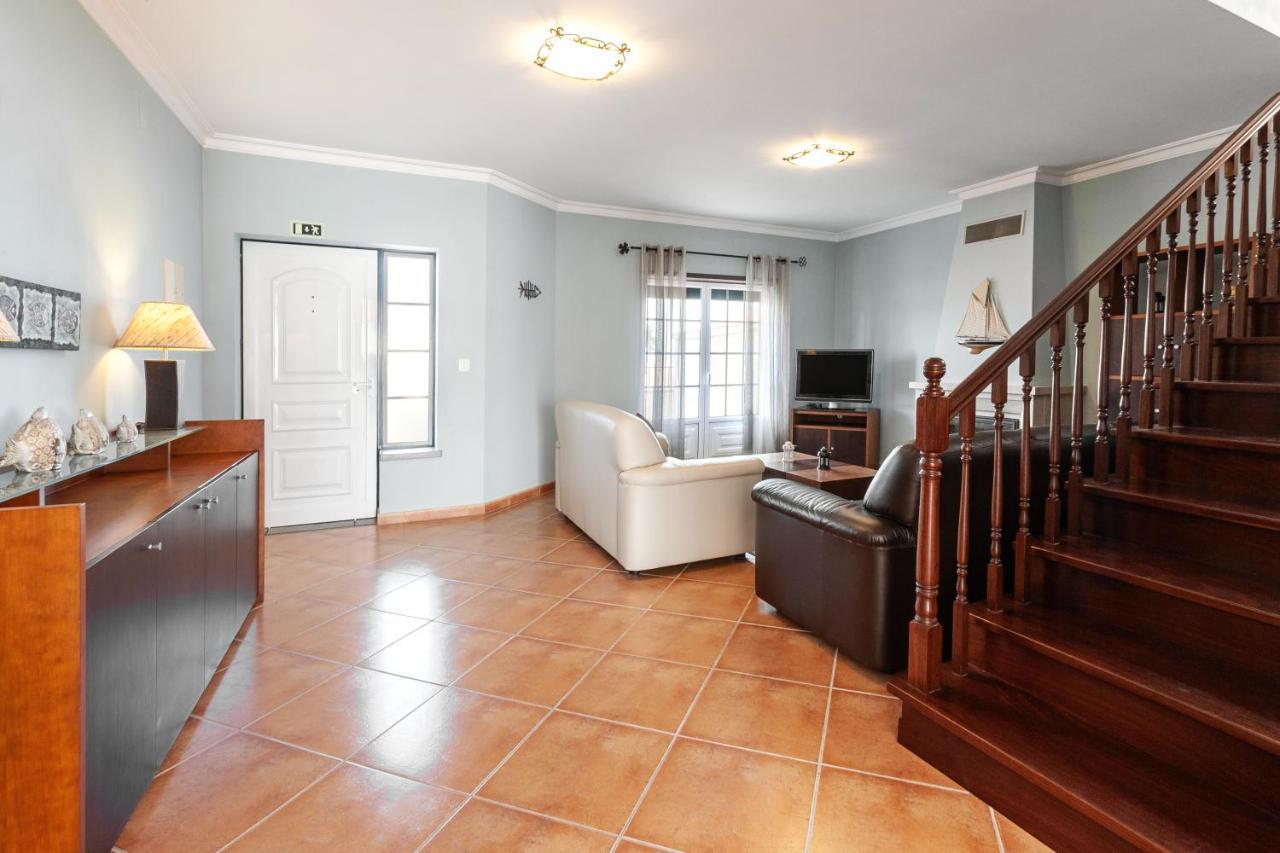 Ocean Breeze Villa Atouguia Da Baleia Luaran gambar